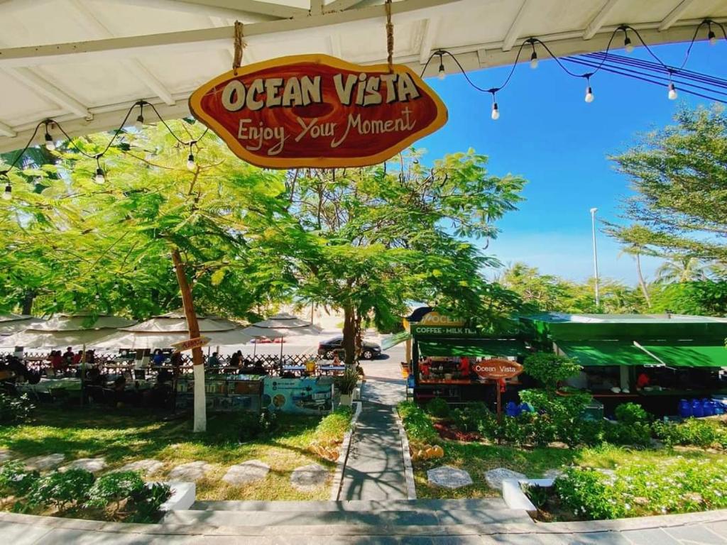 Chứng chỉ, giải thưởng, bảng hiệu hoặc các tài liệu khác trưng bày tại Ocean View Phan Thiết - Ocean Vista &amp; SeaLink Mũi Né