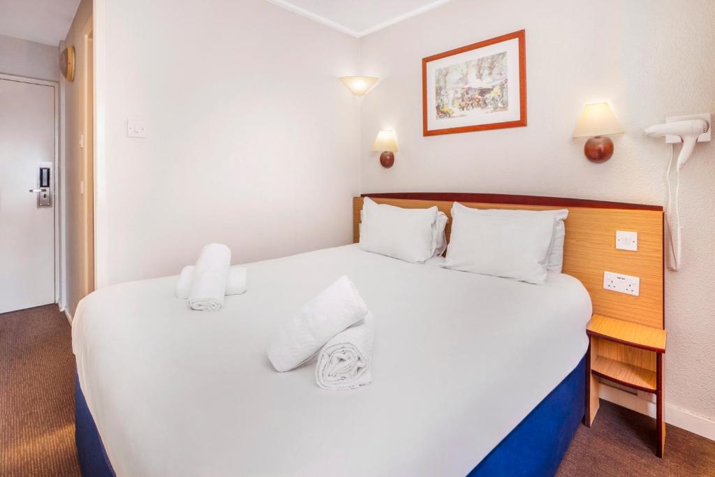 Campanile Manchester - 1 Double Bed - Superior Room