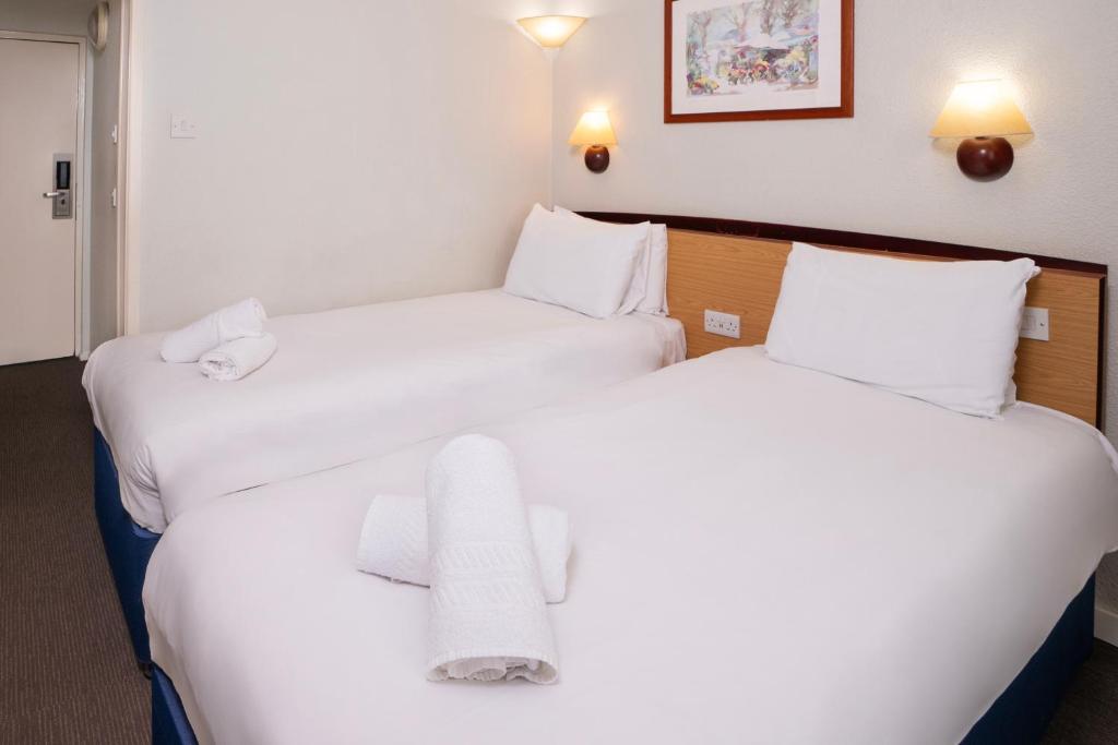 Campanile Manchester - 2 Single Beds - Superior Room