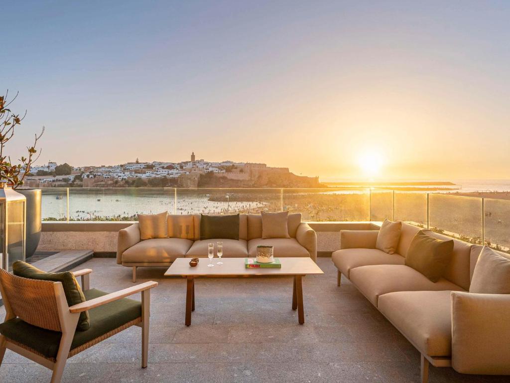 Posezení v ubytování Fairmont La Marina Rabat Sale Hotel And Residences
