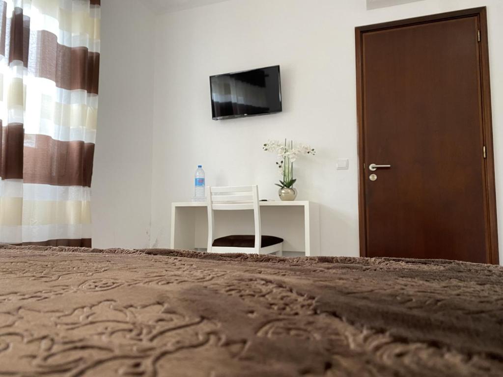 The Rock Guest House - 13