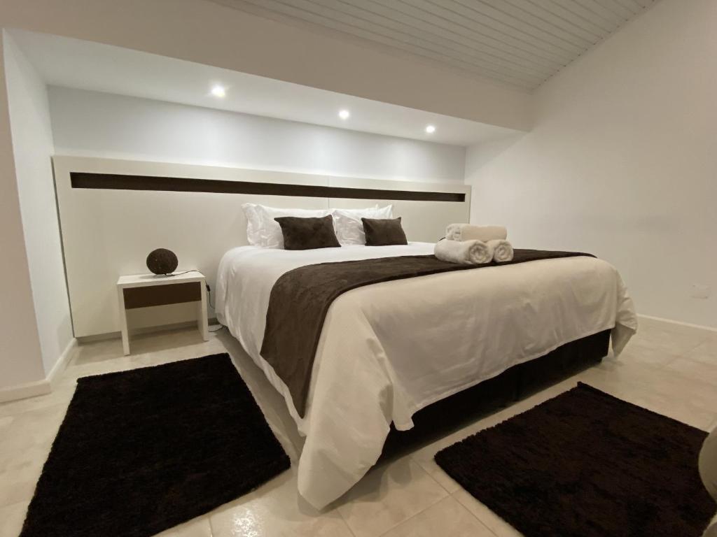 The Rock Guest House - 14