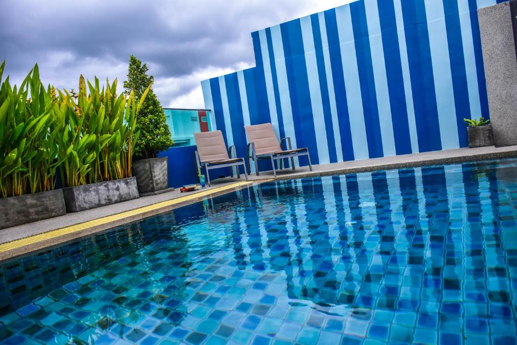 Ocean and Ole Patong - Resim 4