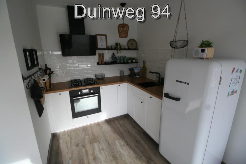 Appartementen Zuiderstrand - Apartment With Balcony