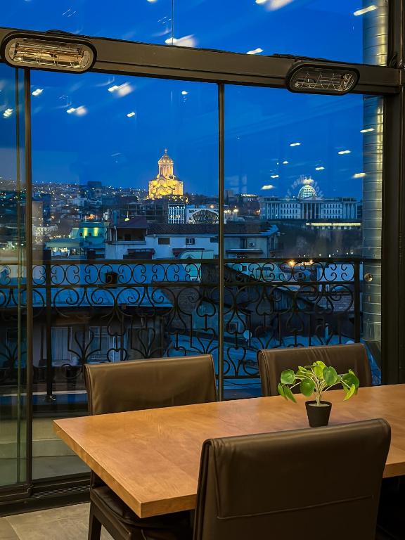 Fotografie z fotogalerie ubytování Silver 39 Corner Hotel v destinaci Tbilisi City