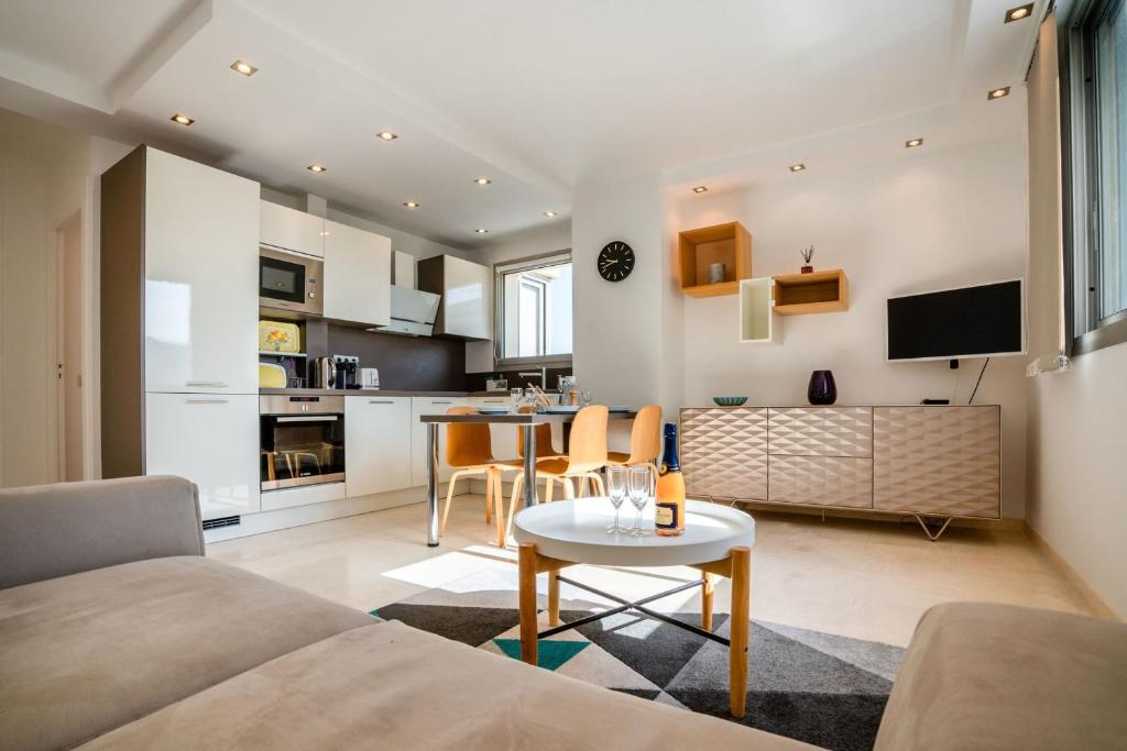 2-Bedroom apartment in Grand Hotel