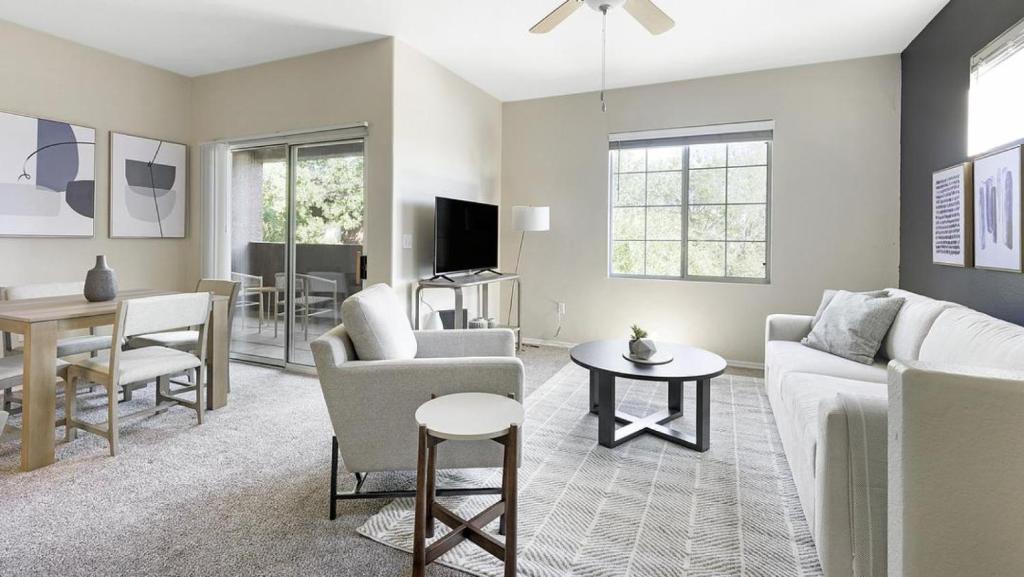 Picture Idea: Landing Modern Apartment With Amazing Amenities Id1172X105 Tucson
