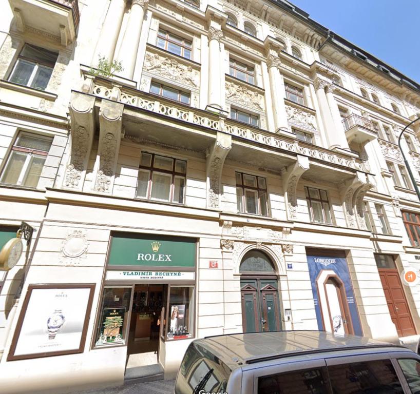 Super Central Billiard and Darts Big Apartment - Two-Bedroom Apartment