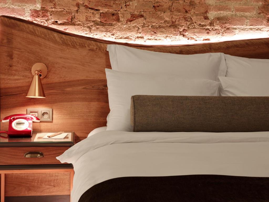 Postel nebo postele na pokoji v ubytování Impera Hotel - Special Category