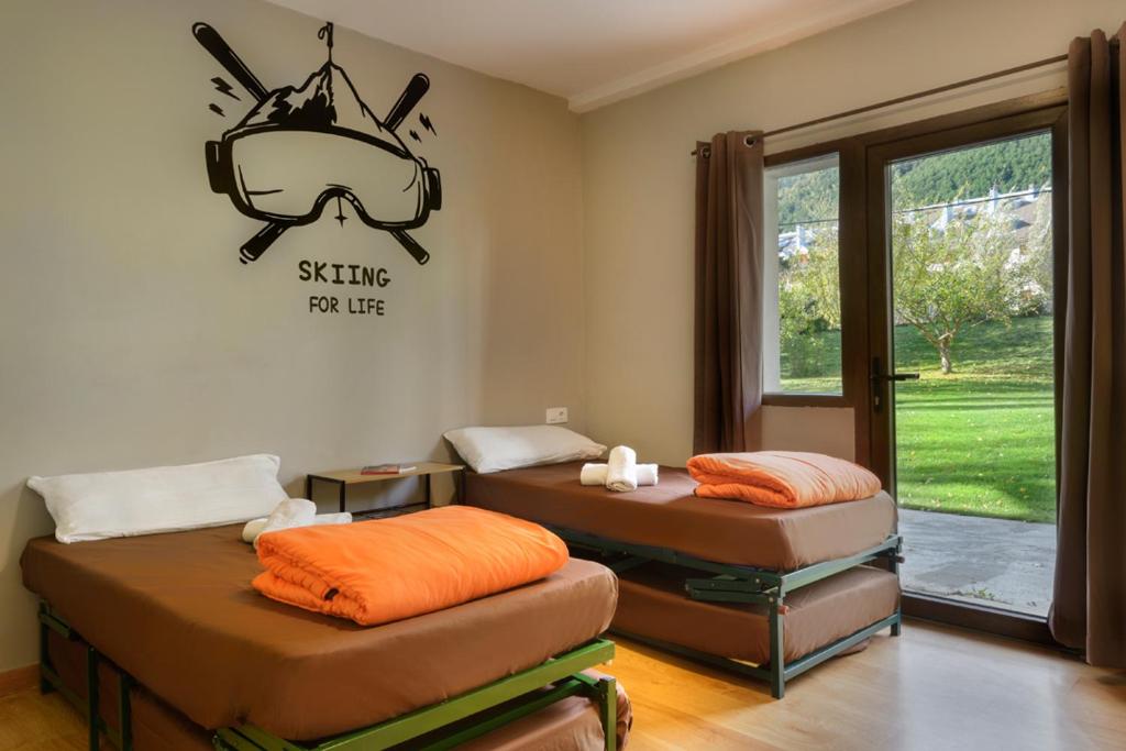 Posezení v ubytování Albergue Villanúa