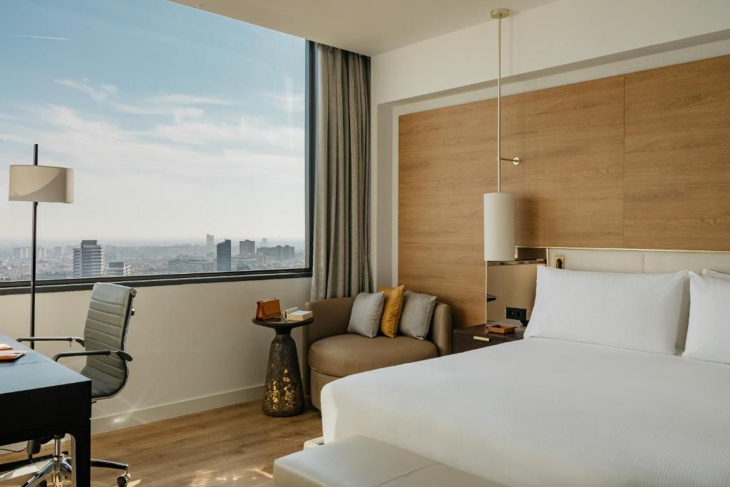 
Red Level One Bedroom Suite Long Stay
