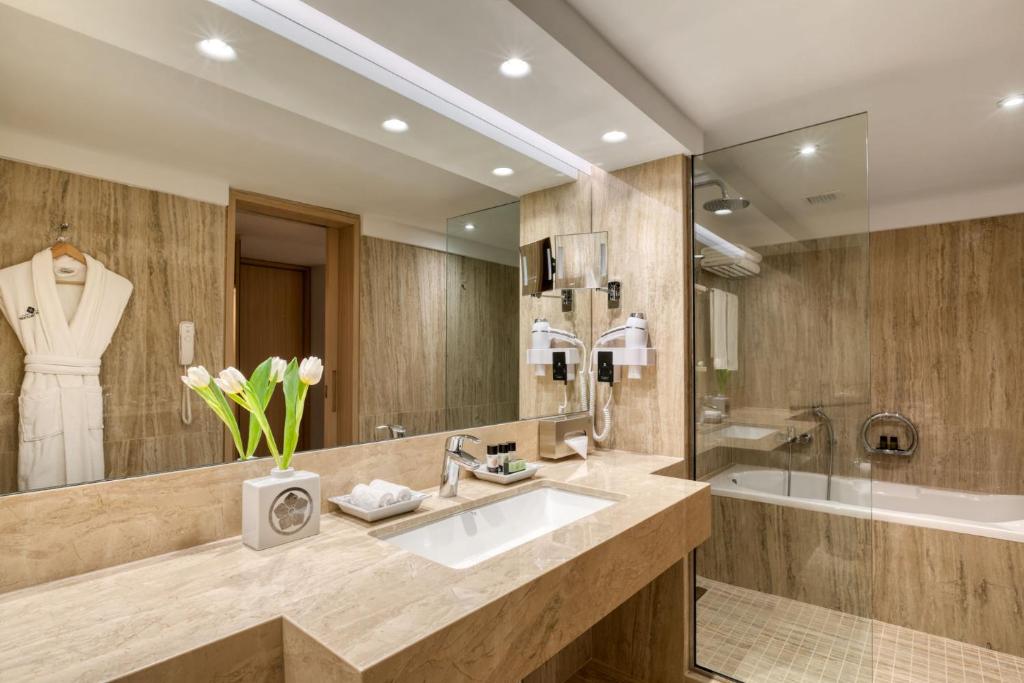 Bagno di Divani Caravel