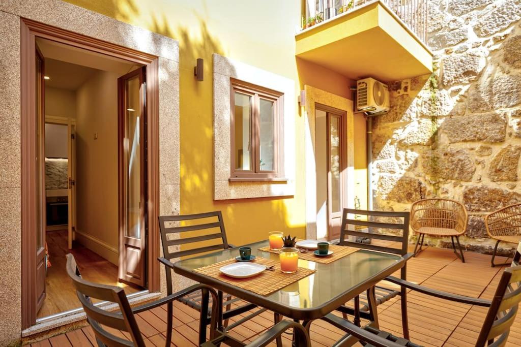 Cais das Pedras Terrace by Cozy Stay