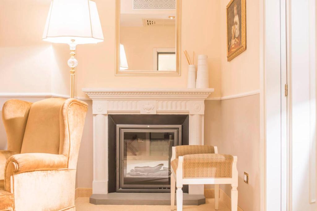 Golden Tower Hotel & Spa - 16