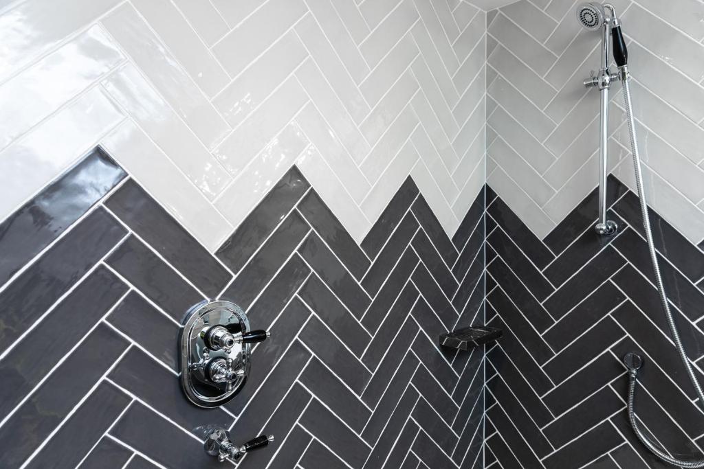 Hotel Indigo - Chester by IHG - Resim 19