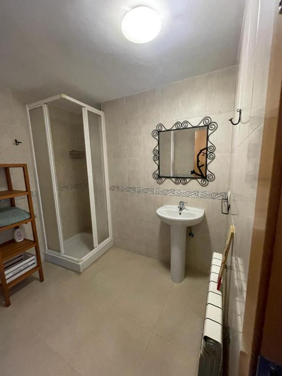 Fotografie z fotogalerie ubytování 2 Bonita habitación con balcón v destinaci Palamós