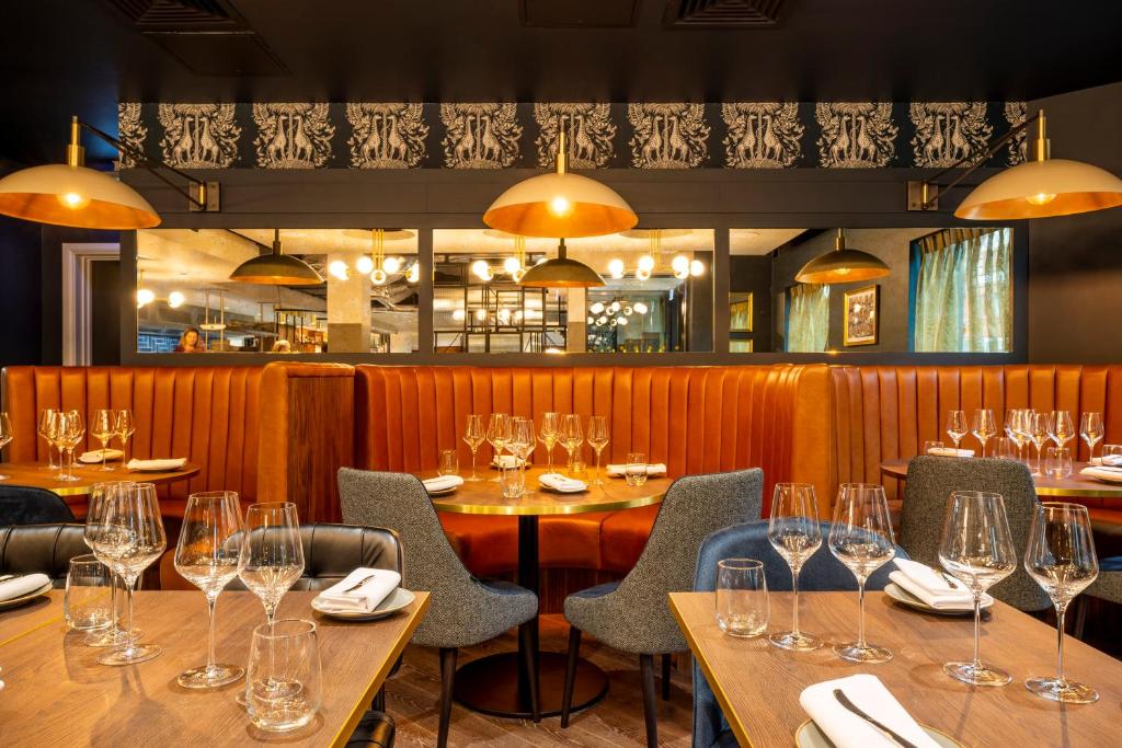 Hotel Indigo - Chester by IHG - Resim 31