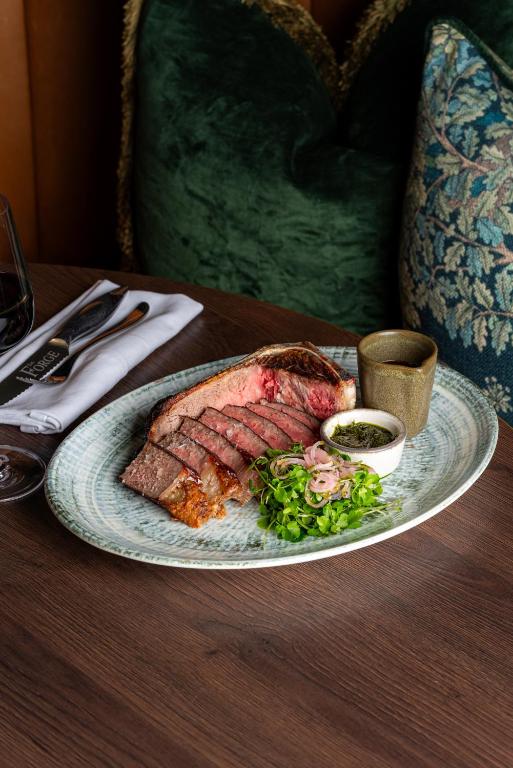 Hotel Indigo - Chester by IHG - Resim 43