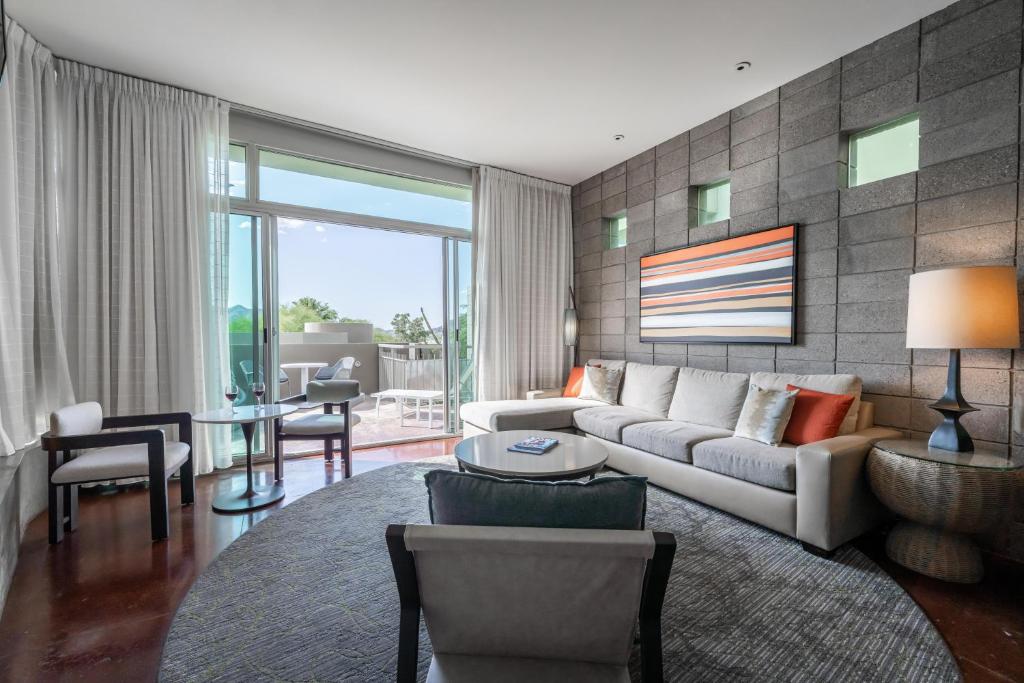 Sanctuary Camelback Mountain, A Gurney's Resort and Spa - Housity
