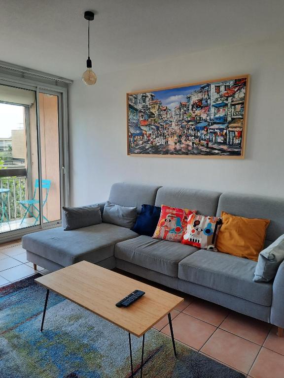 Photo de la galerie de l'établissement Grande chambre lumineuse chez l'habitant, à Aix-en-Provence