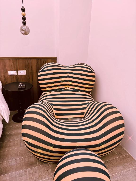 Postel nebo postele na pokoji v ubytování Enjoy Homestay