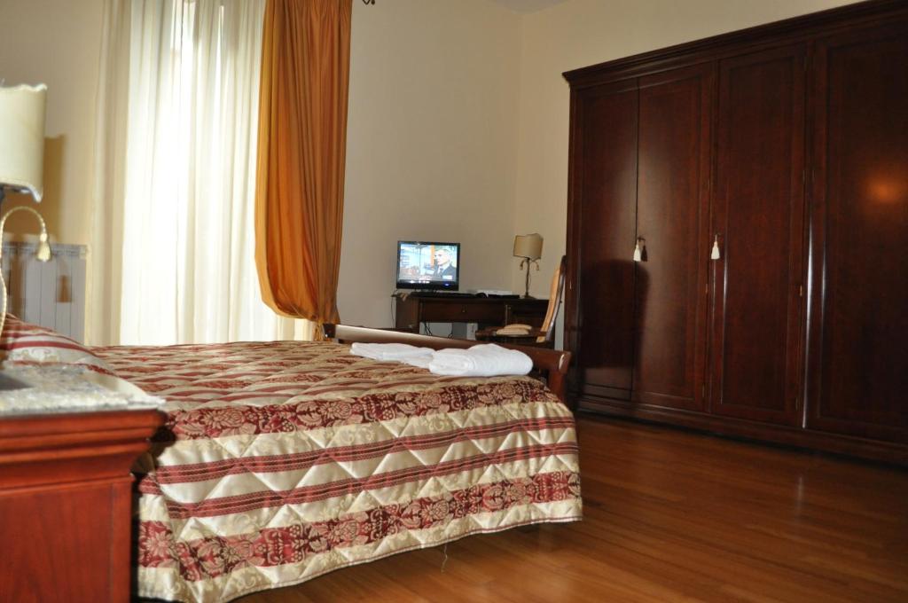 Camere al Borgo - Habitación Queen Con Baño Compartido