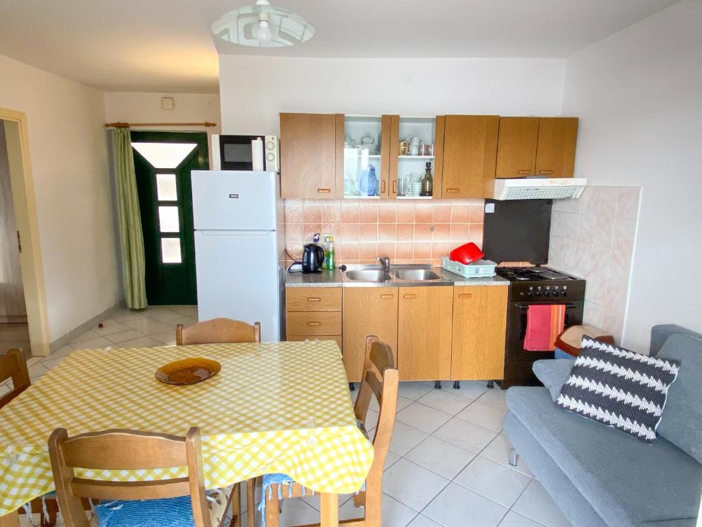 Kuchyňa alebo kuchynka v ubytovaní Apartment Nede