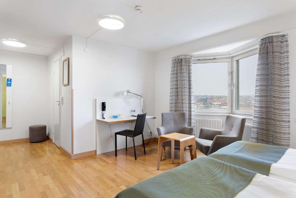 TV a/nebo společenská místnost v ubytování Best Western Plus Skogshöjd