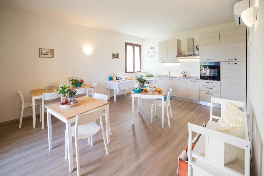 Kuchyň nebo kuchyňský kout v ubytování B&B Isa