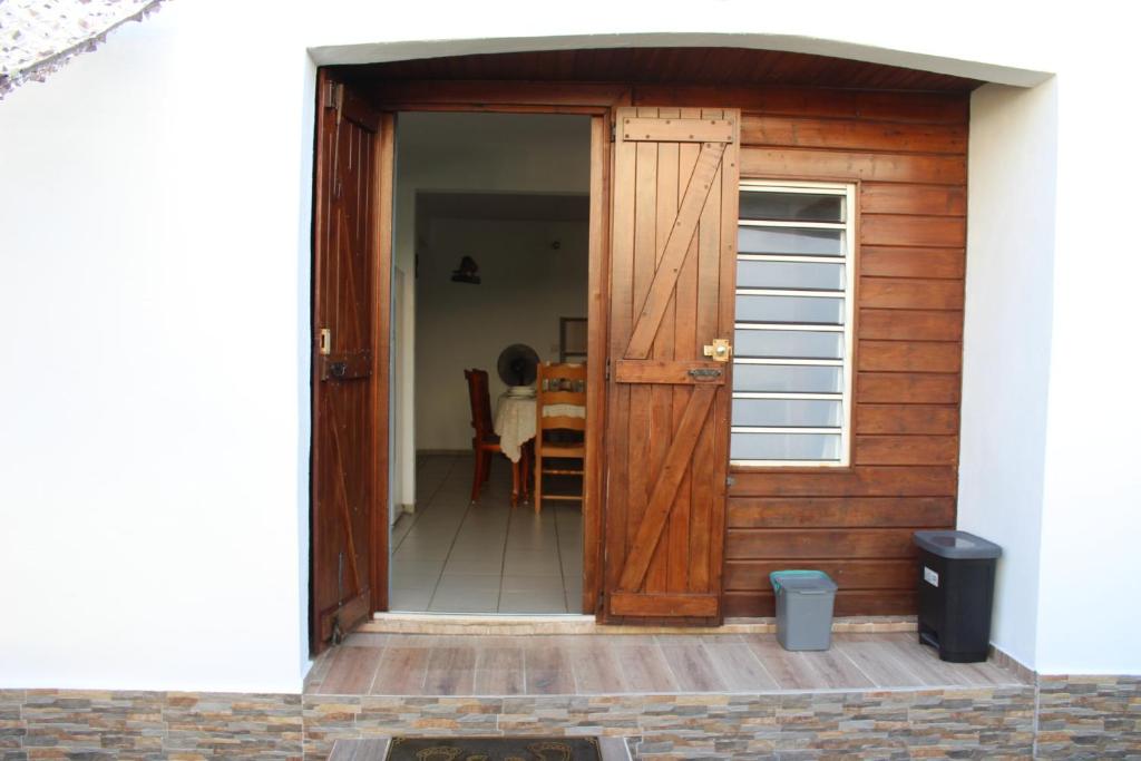 Fotografie z fotogalerie ubytování Villa Le Gommier, Meublé de tourisme 3 étoiles v destinaci Le Moule