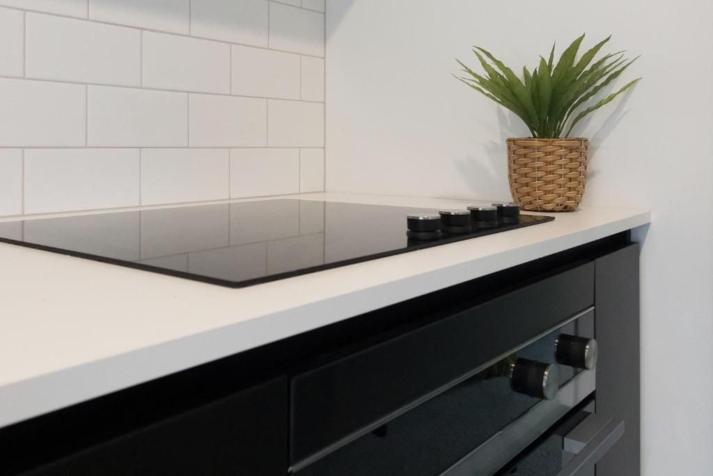 Modern Stylish New 3 Mins CBD - Resim 12