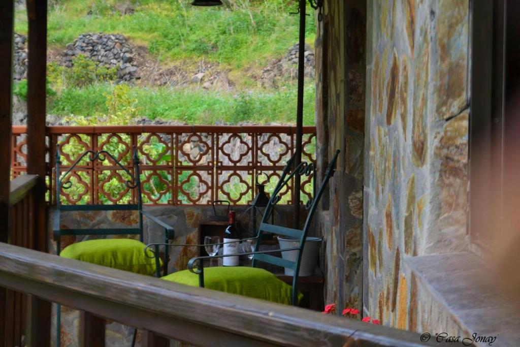 Balkón alebo terasa v ubytovaní Cosy Chalet with Terrace in Hermigua - Ideal for Couples