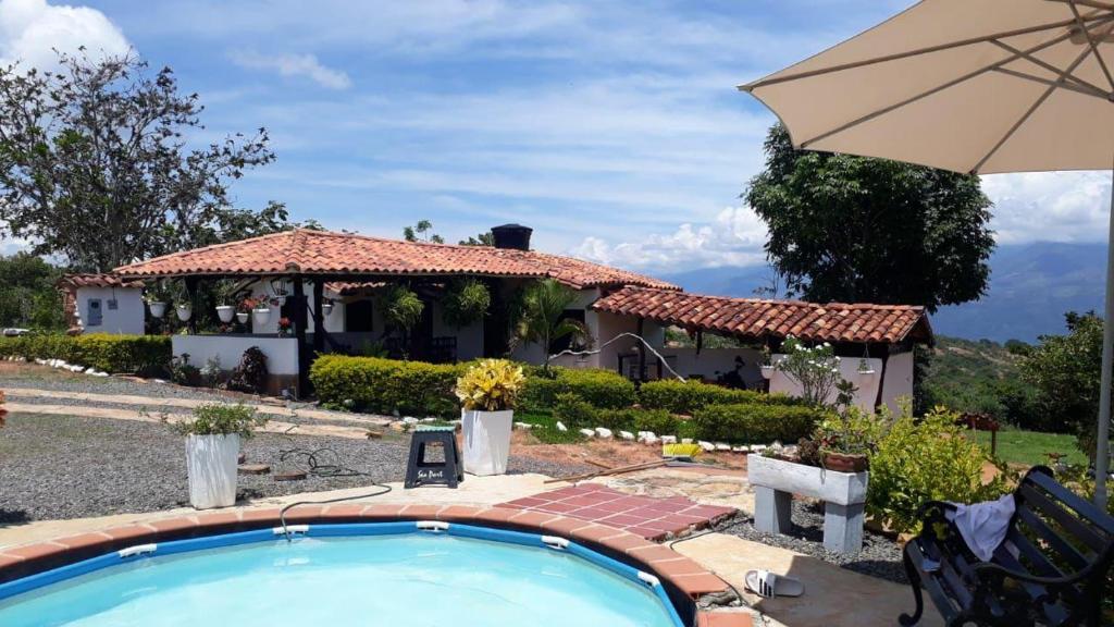 Swimmingpoolen hos eller tæt på La Quinta Barichara