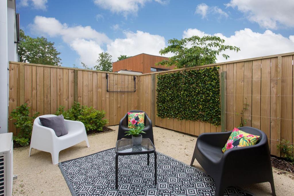 Luxury Style Free Street Parking CBD Location - Resim 12