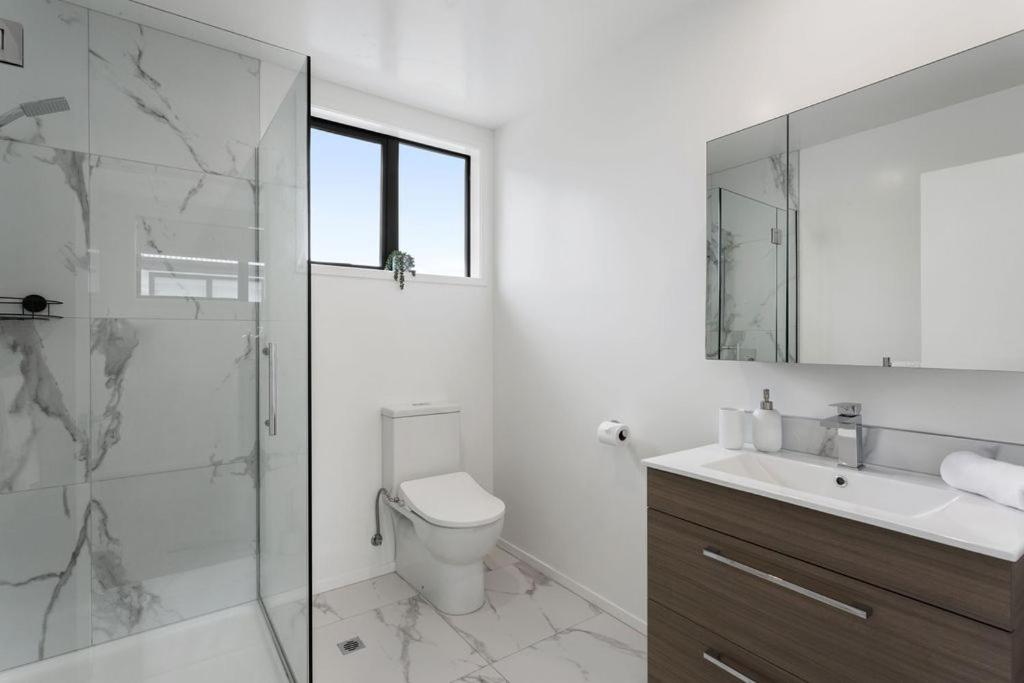 Luxury Style Free Street Parking CBD Location - Resim 8