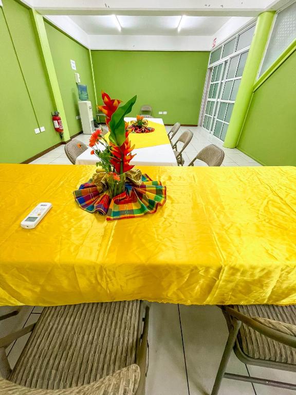 Fotografie z fotogalerie ubytování La Flamboyant Hotel v destinaci Roseau