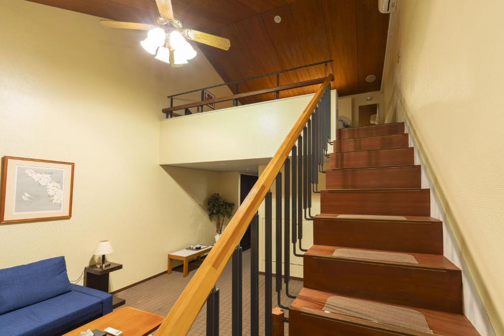 富士祥栄会館 - Quadruple Room With Private Bathroom