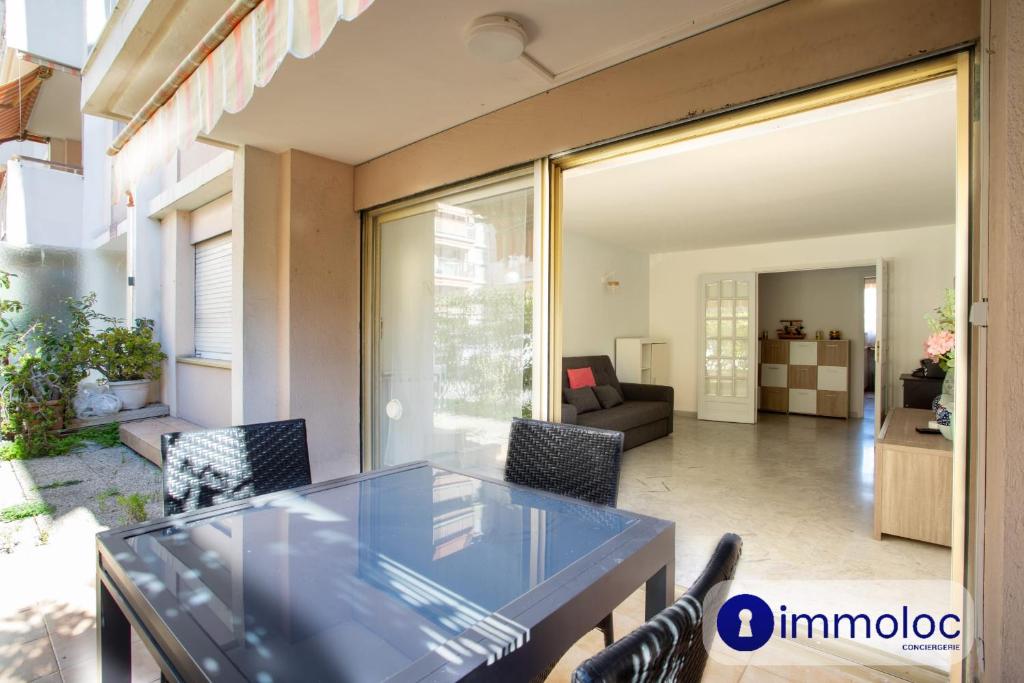 Gallery image of Apartment T3 in Cagnes near the sea and shops in Cagnes-sur-Mer