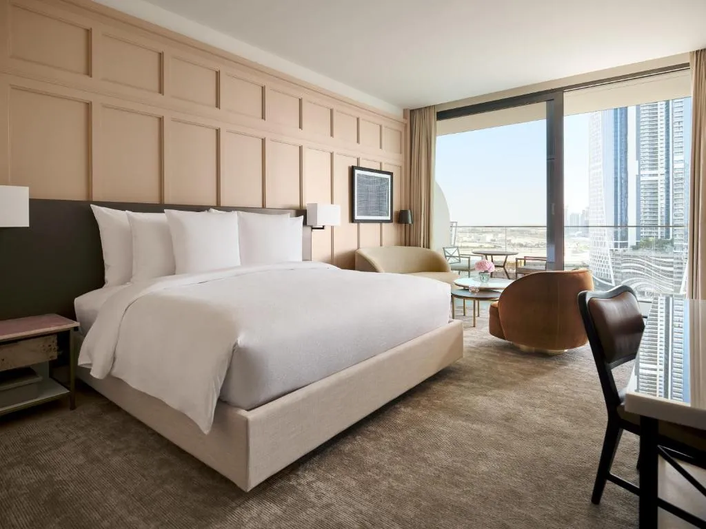 Sunrise Sky Room