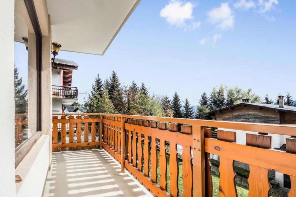Un balcon sau o terasă la Appartement 6 pers. belle vue montagne - Maeva Particuliers 70846