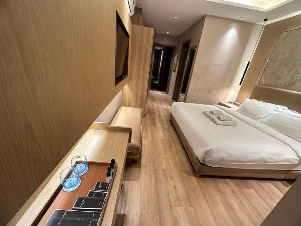 Postel nebo postele na pokoji v ubytování SF HOTEL Penthouse Residences