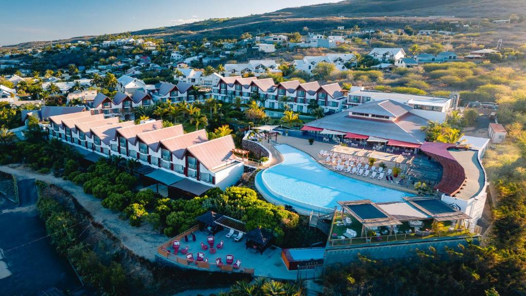 Bazén v ubytování Akoya Hotel & Spa nebo v jeho okolí