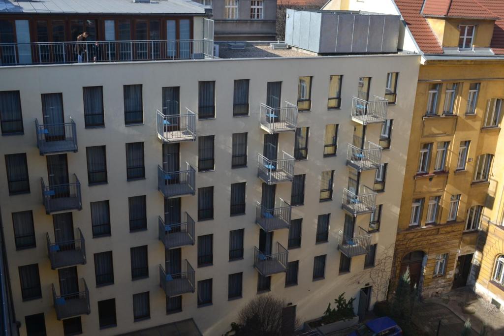 Aparthotel Austria Suites - Resim 40