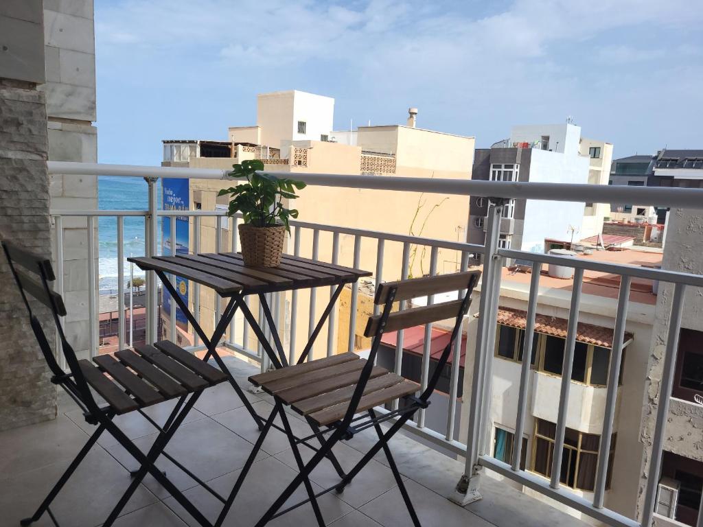 Balkón alebo terasa v ubytovaní Canteras Sport Beach by Canariasgetaway