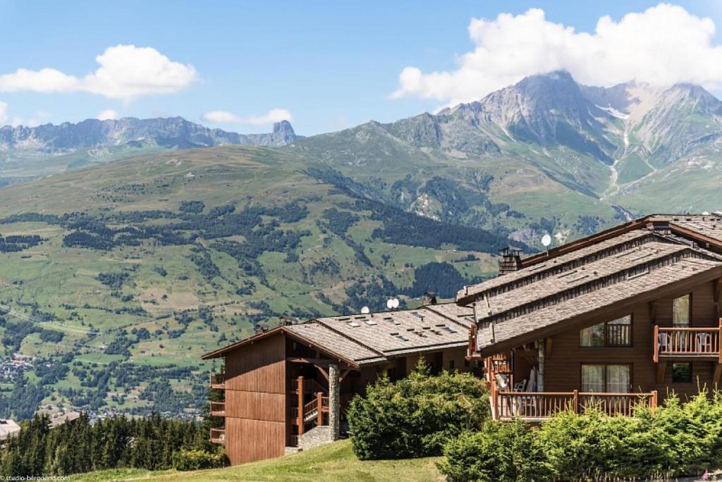 Výhľad na hory alebo výhľad na hory priamo z apartmánu