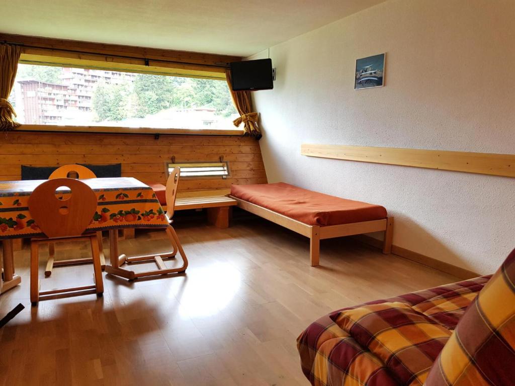 Posedenie v ubytovaní Résidence Cascade - Grand studio renové 3 personnes à Arc 1600 ski aux pieds et proche des commerces MAE-2144