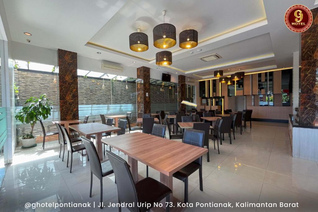 Restaurace v ubytování G-Hotel Pontianak