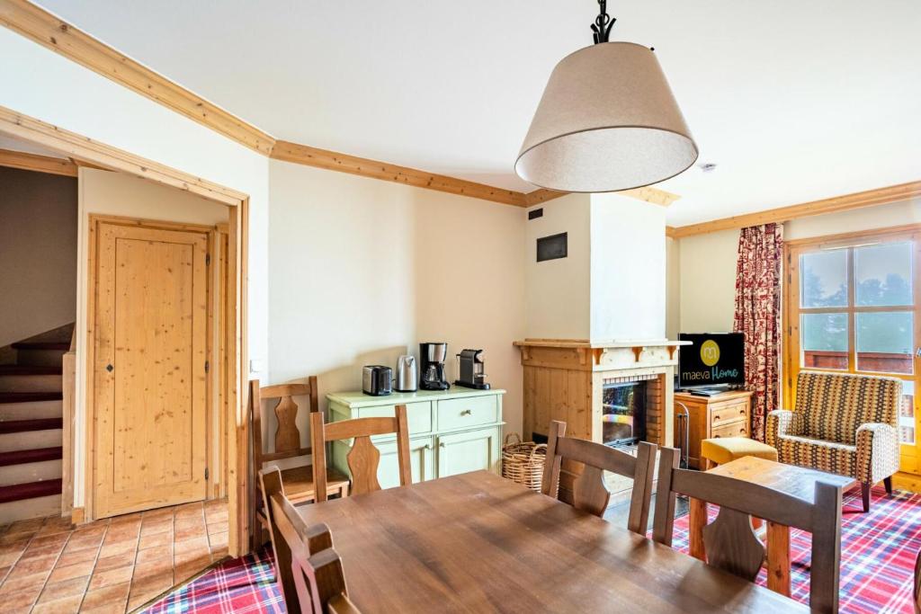 Kuchyňa alebo kuchynka v ubytovaní Résidence Les Arcs 1950 Le Village - maeva Home - Appartement 4 pièces 8 personnes - Sélection MAE-4444