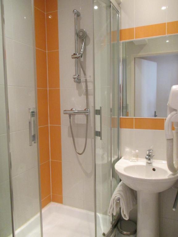 Hôtel Montchapet Dijon Centre - Resim 18