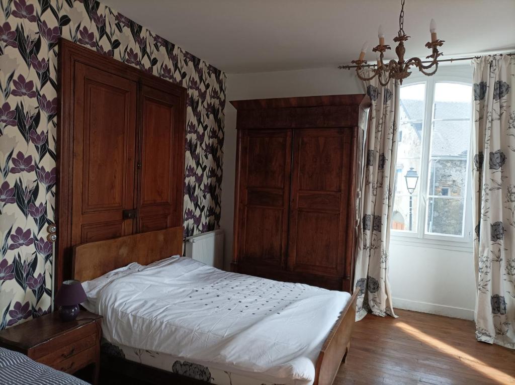 Chez Susan - Family Room